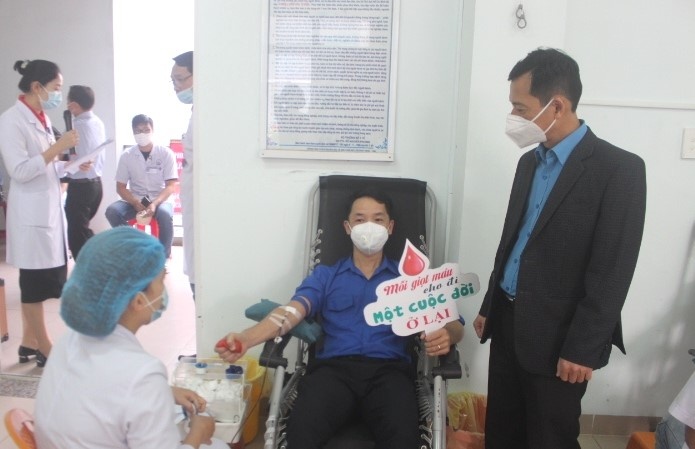 Tiếp tục đổi mới hoạt động công đoàn để góp vào sự nghiệp bảo vệ sức khỏe người dân