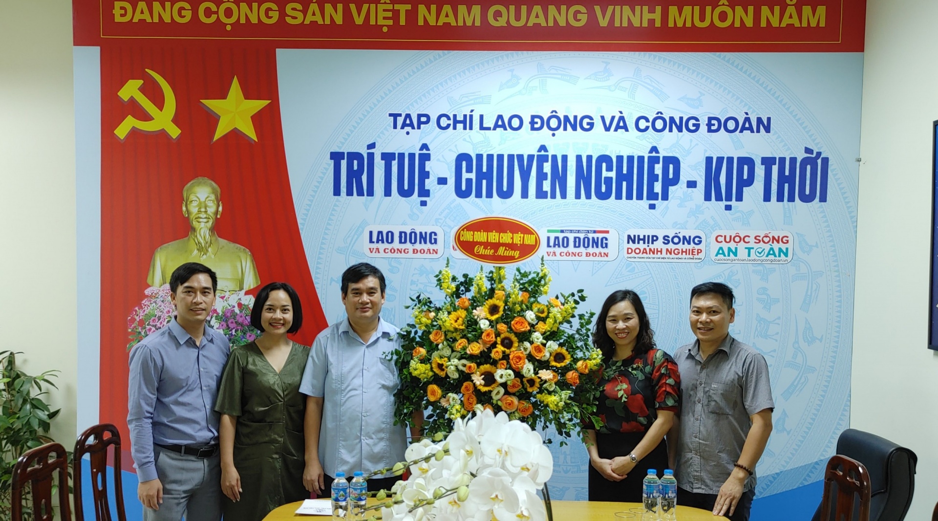 Lời cảm ơn từ Tạp chí Lao động và Công đoàn