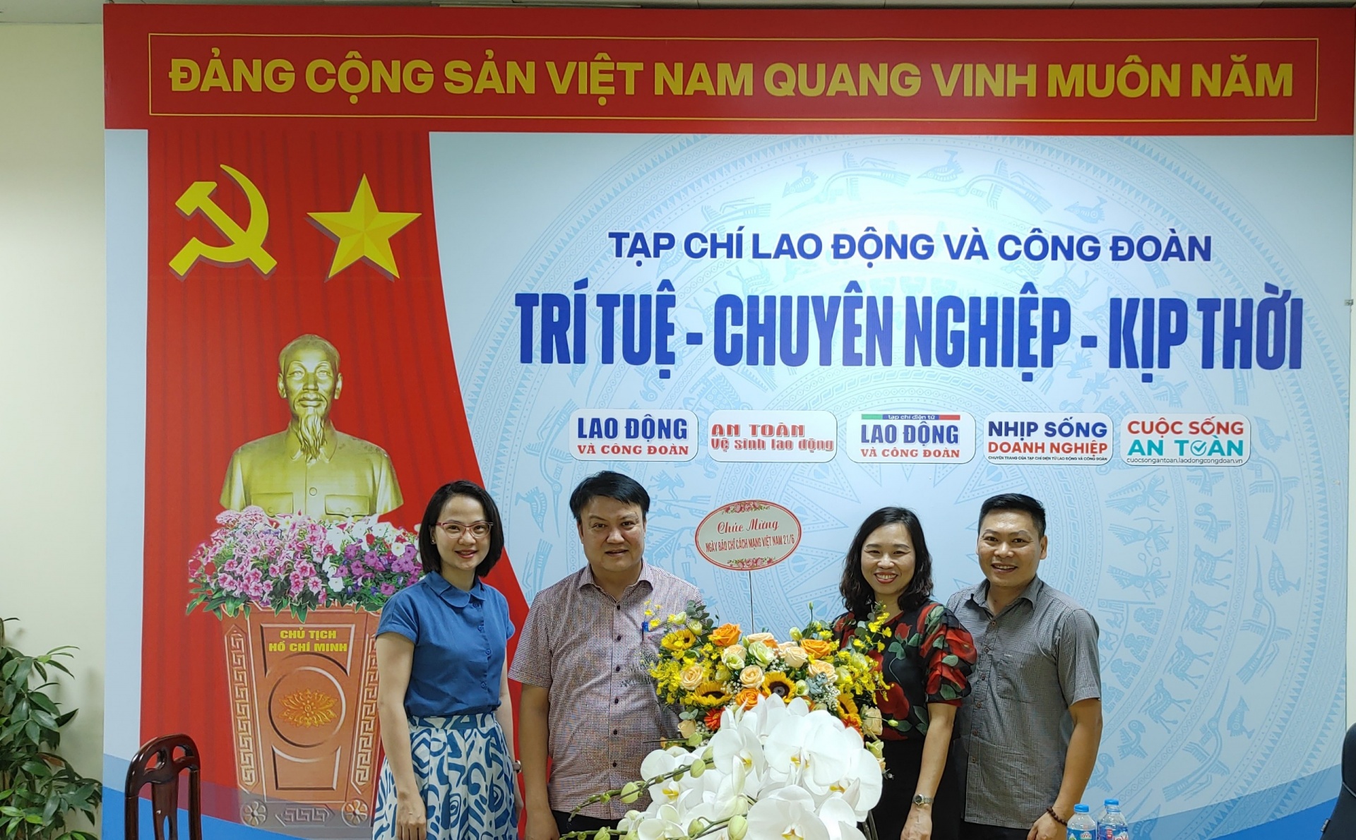 Lời cảm ơn từ Tạp chí Lao động và Công đoàn