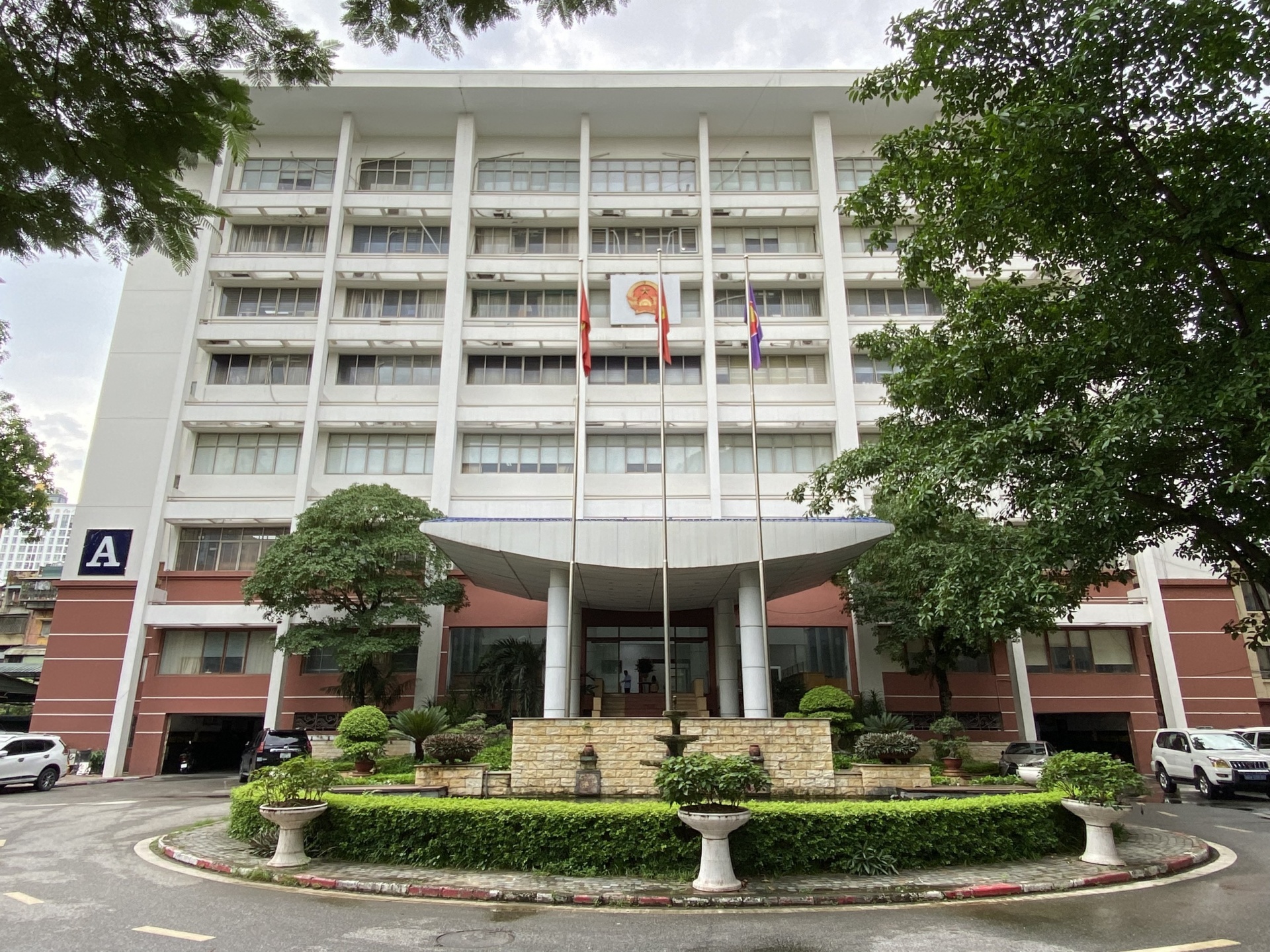 “Sẽ nghiên cứu, đề xuất mở rộng đối tượng, tăng phụ cấp cho cán bộ y tế” “Sẽ nghiên cứu, đề xuất mở rộng đối tượng, tăng phụ cấp cho cán bộ y tế”