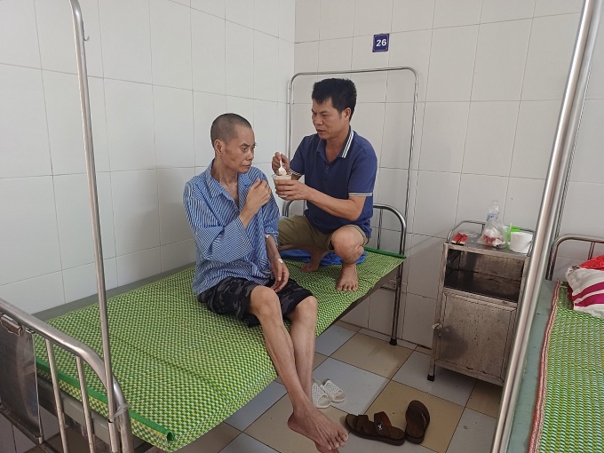 Những tấm lòng từ “mẫu” trong thế giới bệnh nhân tâm thần Những tấm lòng từ “mẫu” trong thế giới bệnh nhân tâm thần