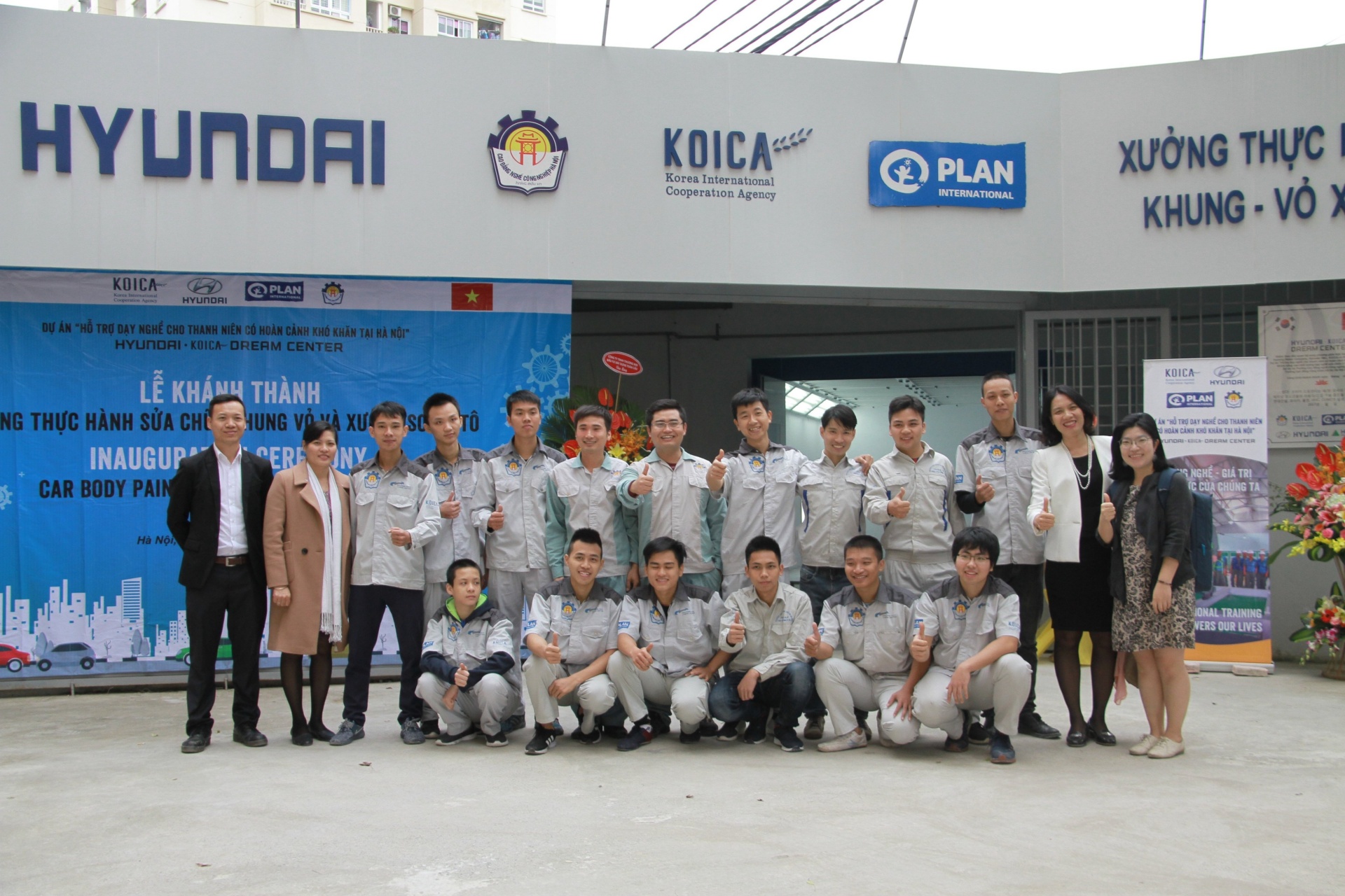 Cung cấp cơ hội học nghề và việc làm theo định hướng thị trường, giảm tỉ lệ thất nghiệp