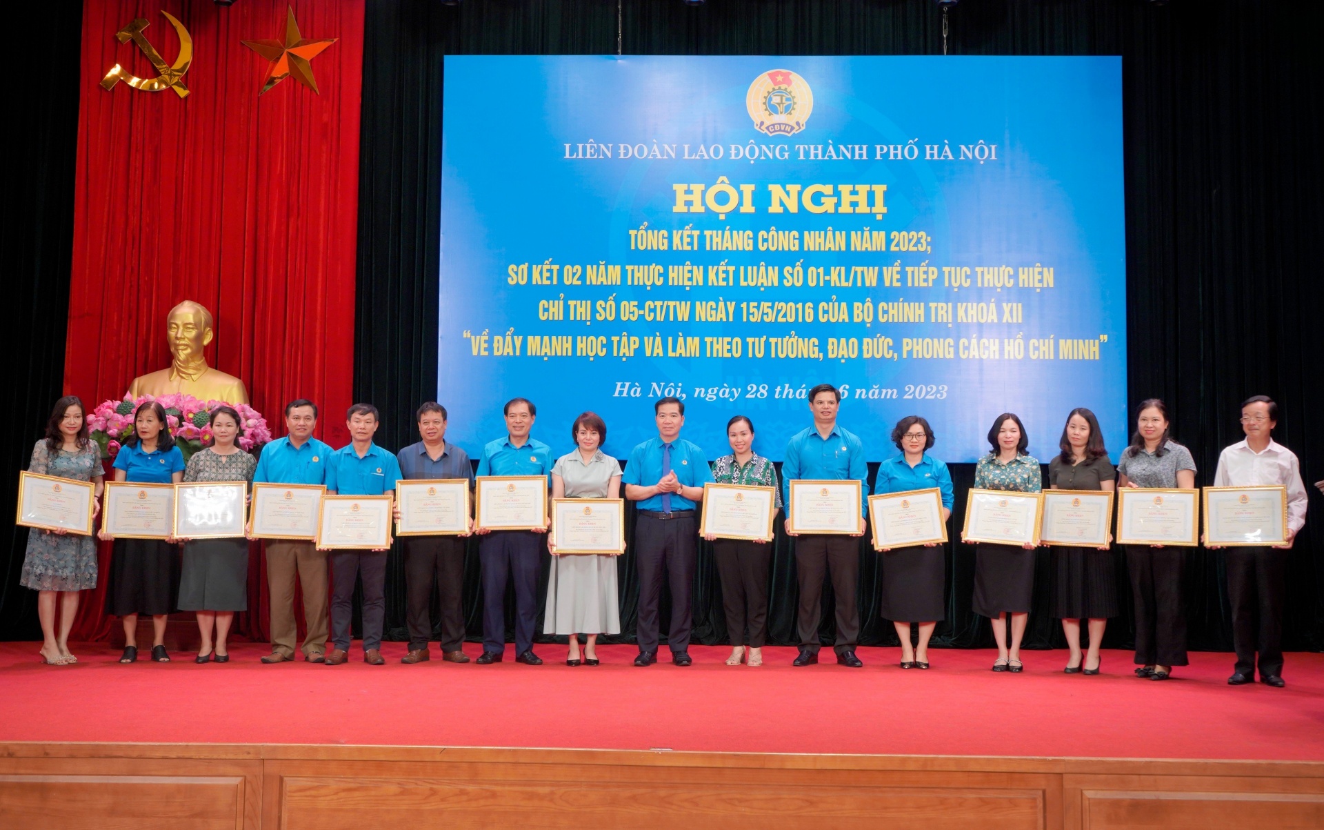 Công đoàn Thủ đô: Học và làm theo Bác bằng nhiều việc làm cụ thể, thiết thực