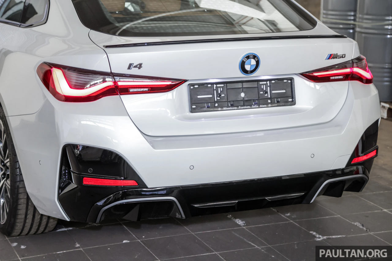 Xe điện BMW i4 M50 giá từ 2,1 tỷ đồng tại Malaysia Xe điện BMW i4 M50 giá từ 2,1 tỷ đồng tại Malaysia