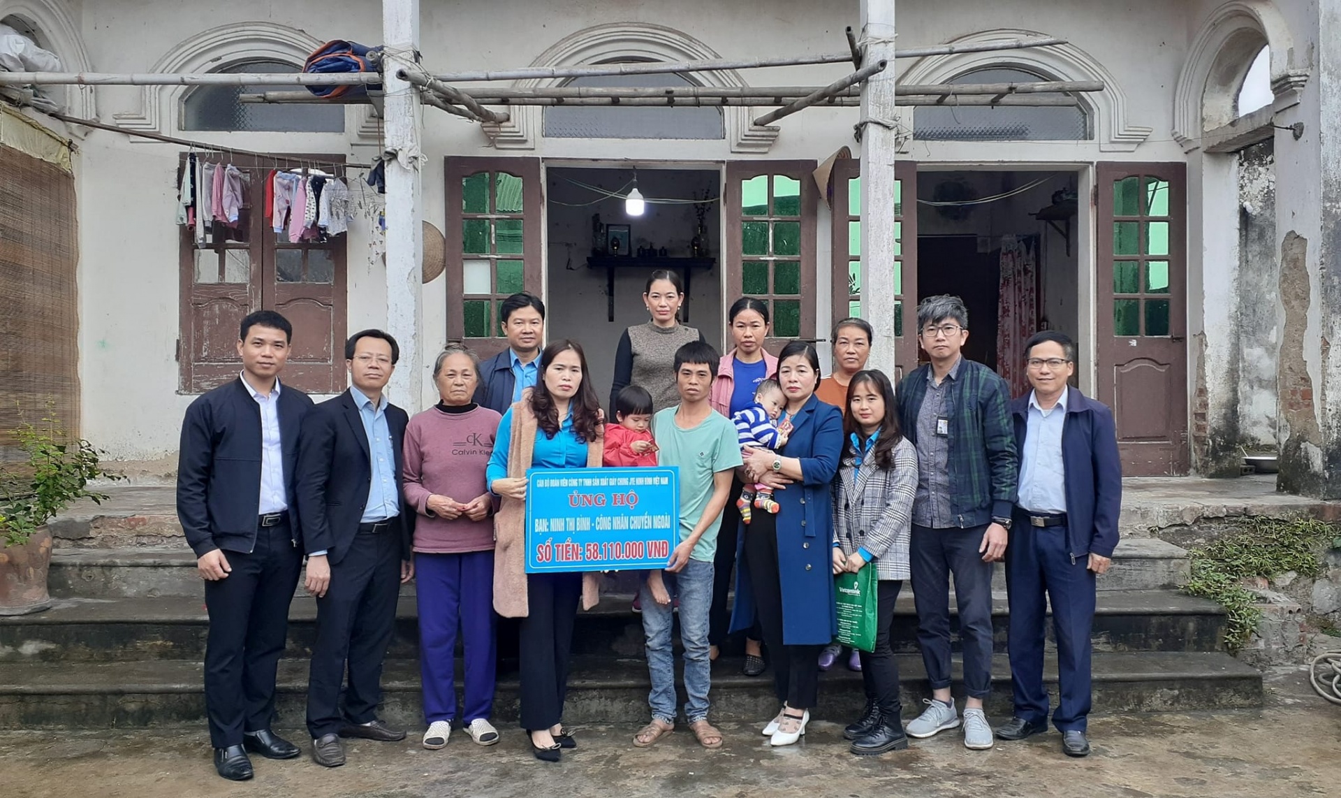 Giúp người lao động, không phải chỉ đưa họ 