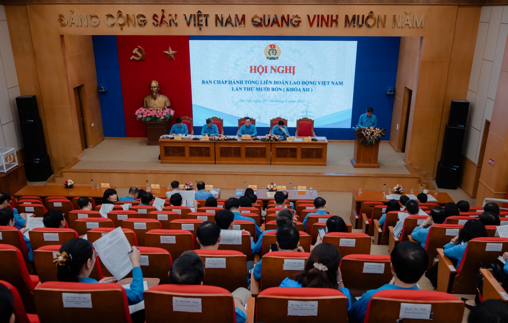 Hàng triệu đoàn viên hưởng lợi từ chương trình phúc lợi đoàn viên Hàng triệu đoàn viên hưởng lợi từ chương trình phúc lợi đoàn viên