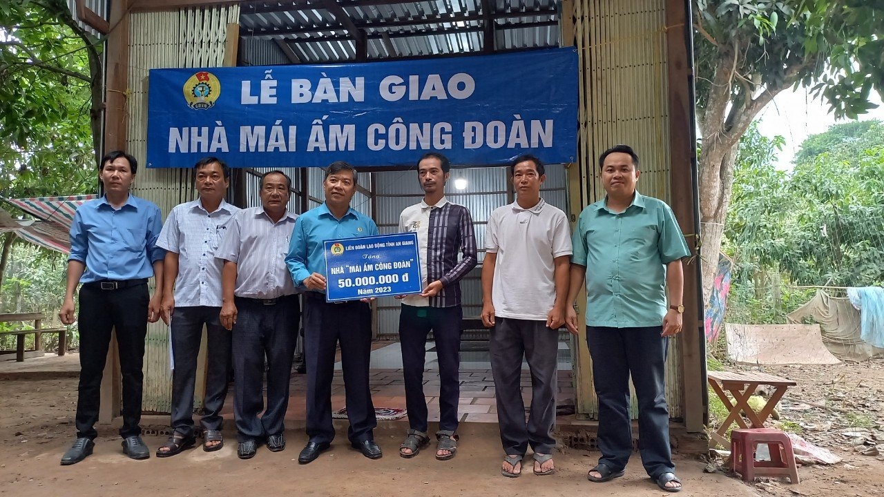 Tạo môi trường an toàn cho doanh nghiệp và người lao động