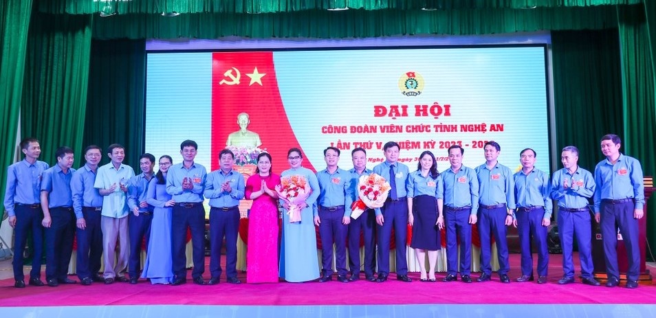 Xác định tầm quan trọng của Công đoàn Viên chức để nâng cao chất lượng hoạt động Xác định tầm quan trọng của Công đoàn Viên chức để nâng cao chất lượng hoạt động