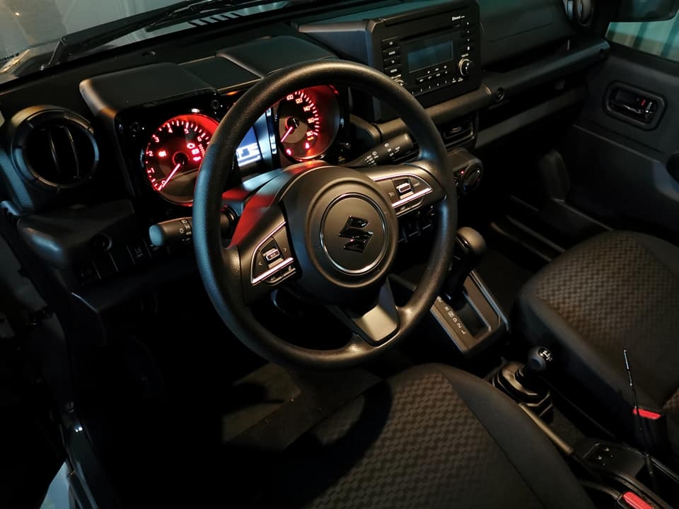 Suzuki Jimny về Việt Nam với số lượng chỉ 150 xe Suzuki Jimny về Việt Nam với số lượng chỉ 150 xe