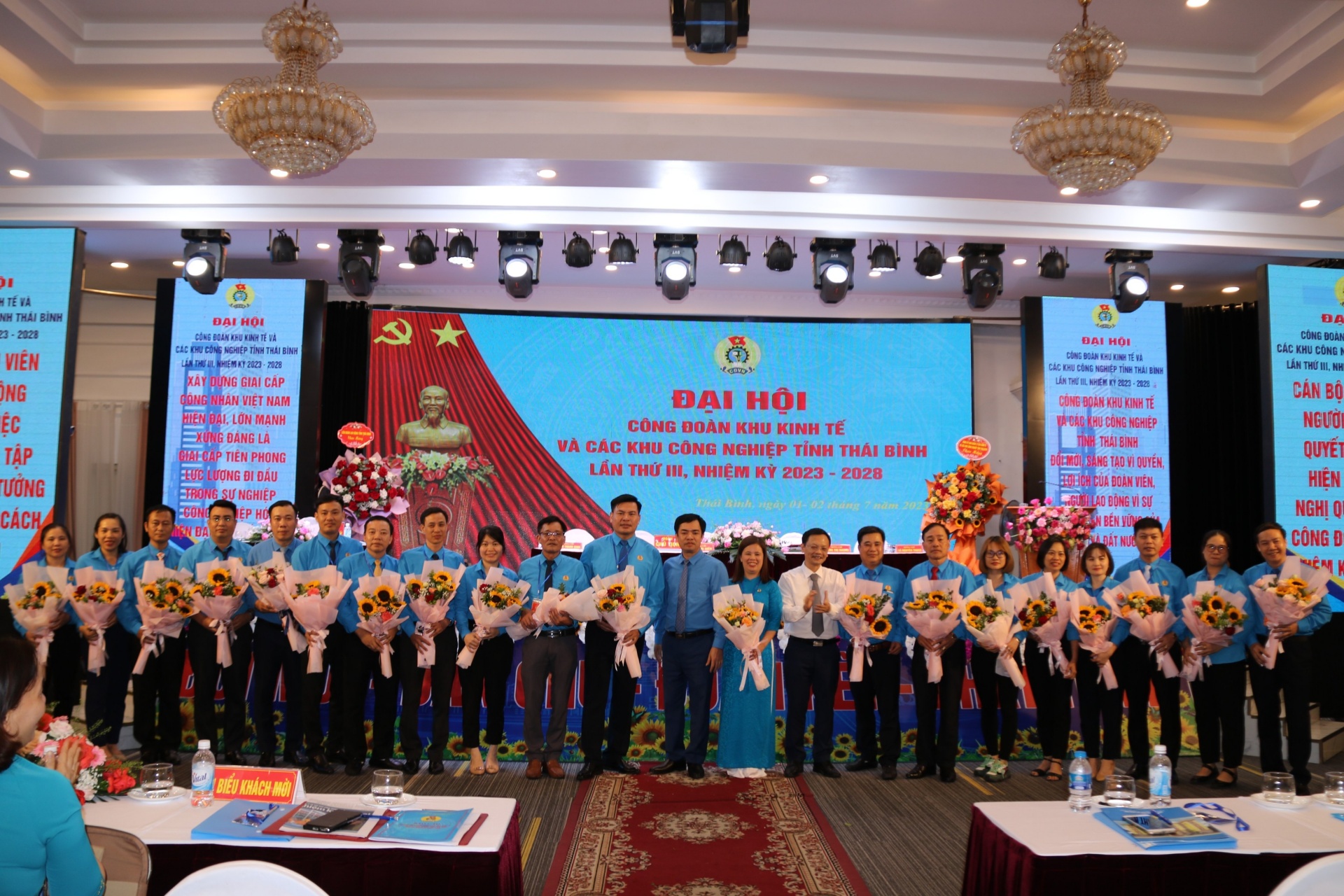 Để công đoàn là ngôi nhà thứ hai của người lao động