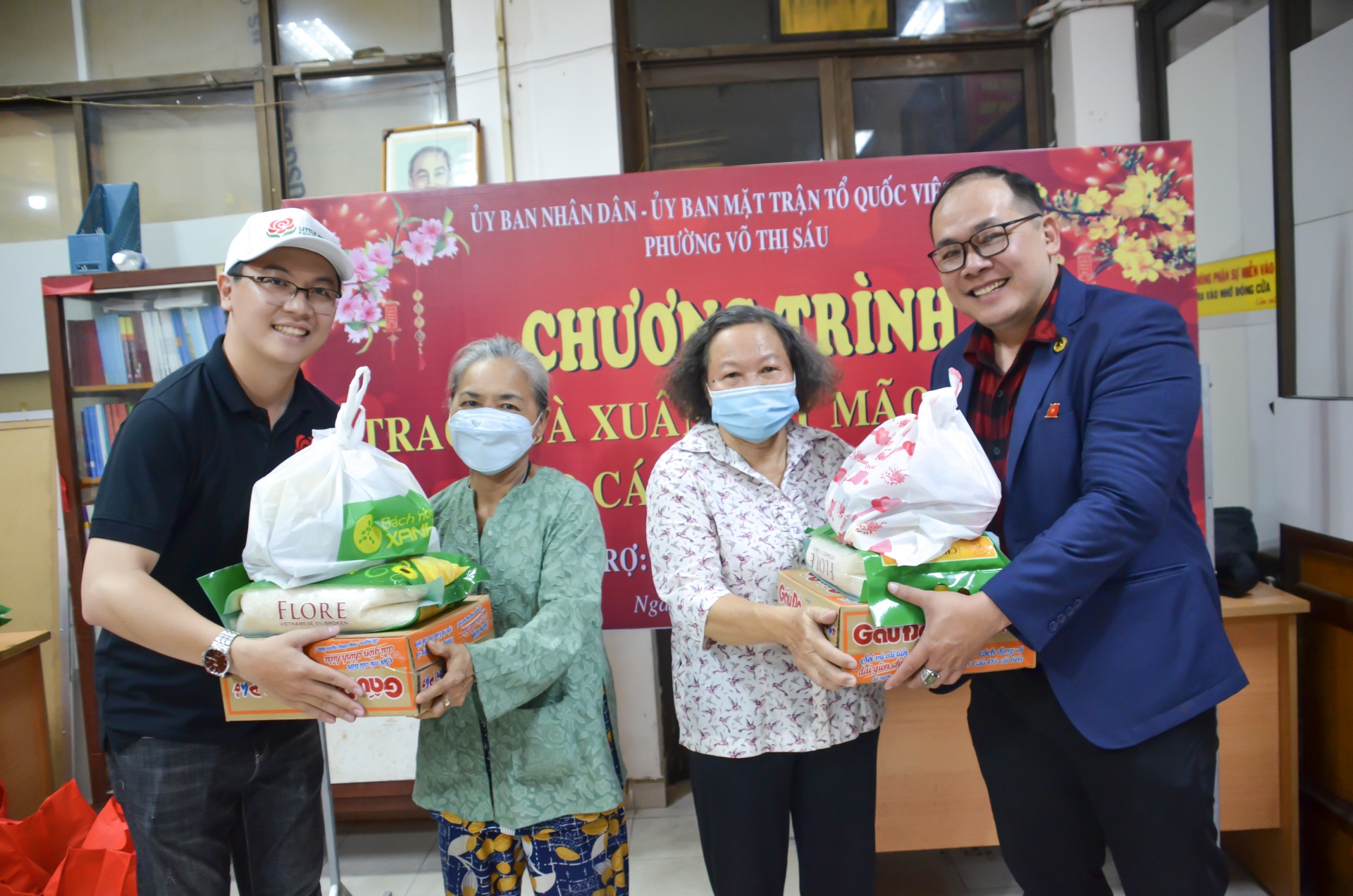 Quỹ Bông Hồng Nhỏ chăm lo cho những hoàn cảnh khó khăn