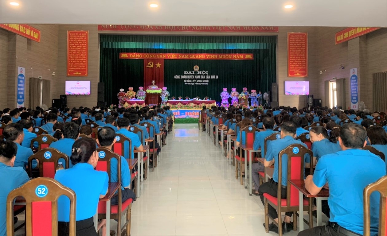 Tin tưởng vào nhiệm kỳ mới đầy khởi sắc của Công đoàn huyện Nam Đàn Tin tưởng vào nhiệm kỳ mới đầy khởi sắc của Công đoàn huyện Nam Đàn