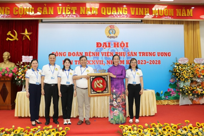 Đại hội điểm Công đoàn Y tế Việt Nam: Xứng đáng với niềm tin, trọng trách và kỳ vọng Đại hội điểm Công đoàn Y tế Việt Nam: Xứng đáng với niềm tin, trọng trách và kỳ vọng