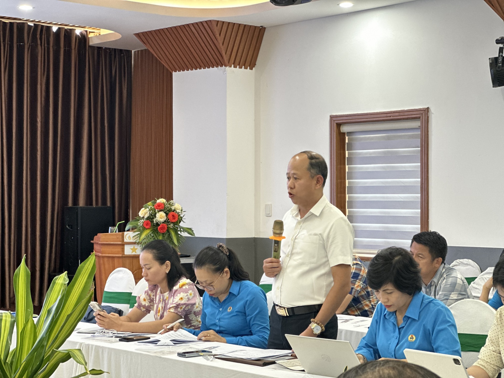 Cán bộ Công đoàn các tỉnh Miền trung góp ý kiến gì cho Dự thảo Luật Bảo hiểm xã hội (sửa đổi) ? Cán bộ Công đoàn các tỉnh Miền trung góp ý kiến gì cho Dự thảo Luật Bảo hiểm xã hội (sửa đổi) ?