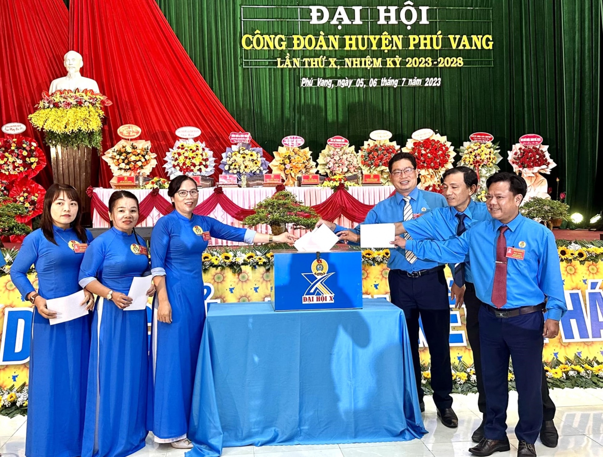 Công đoàn huyện Phú Vang: Nâng cao chất lượng hoạt động để phù hợp với tình hình mới Công đoàn huyện Phú Vang: Nâng cao chất lượng hoạt động để phù hợp với tình hình mới