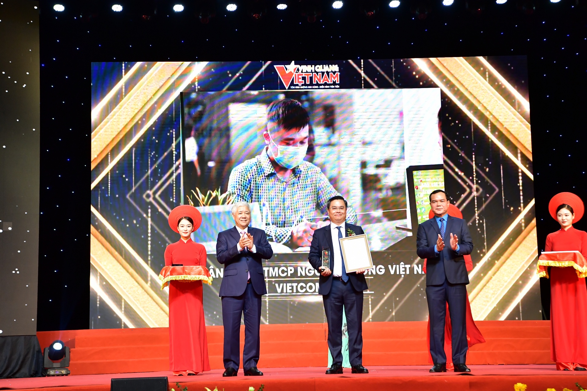 Công đoàn Vietcombank: Góp phần tạo dựng thương hiệu và phát triển văn hóa doanh nghiệp