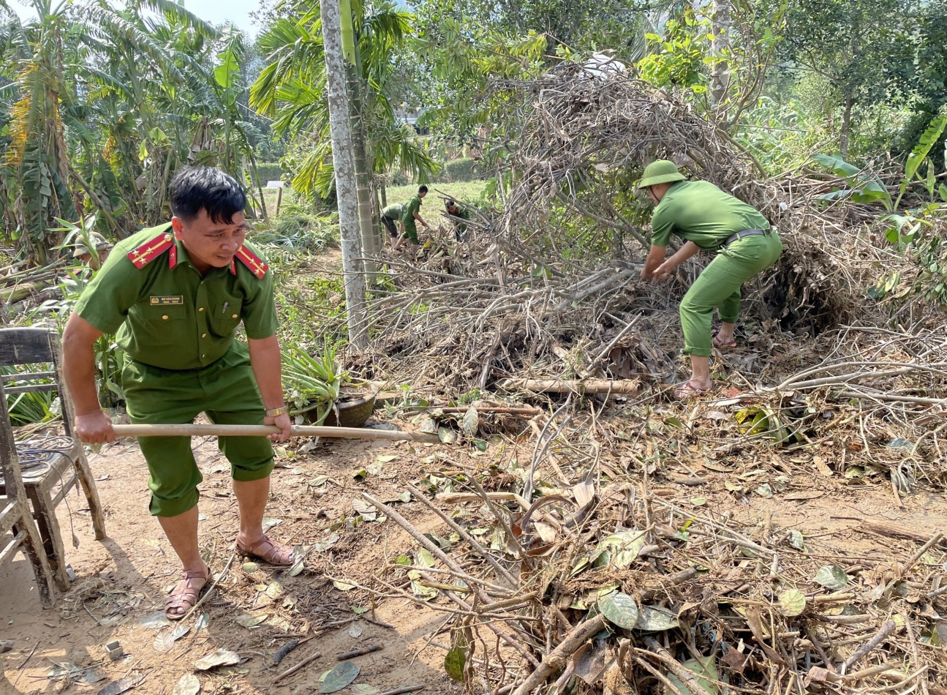 Người chiến sĩ mẫn cán từ cơ sở Người chiến sĩ mẫn cán từ cơ sở