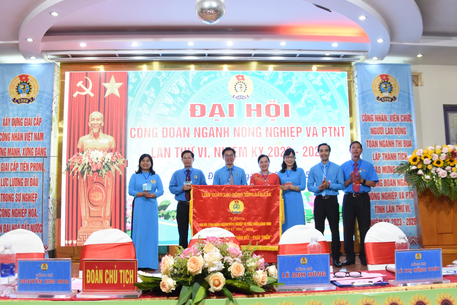 Hơn 30 ngàn lượt đoàn viên ở Đắk Lắk được Công đoàn thăm hỏi, tặng quà