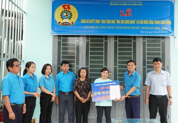 LĐLĐ tỉnh Bình Phước chuẩn bị toàn diện cho đại hội điểm khu vực Đông Nam Bộ LĐLĐ tỉnh Bình Phước chuẩn bị toàn diện cho đại hội điểm khu vực Đông Nam Bộ