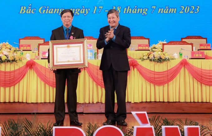 Xây dựng đội ngũ cán bộ công đoàn tâm huyết, trách nhiệm