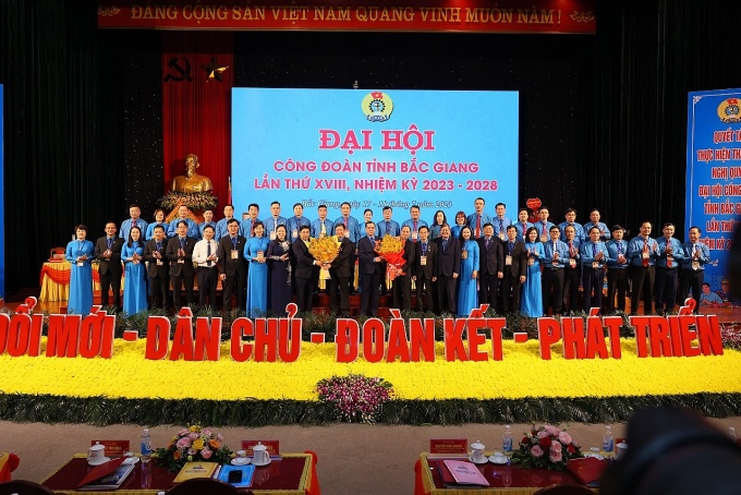 Xây dựng đội ngũ cán bộ công đoàn tâm huyết, trách nhiệm