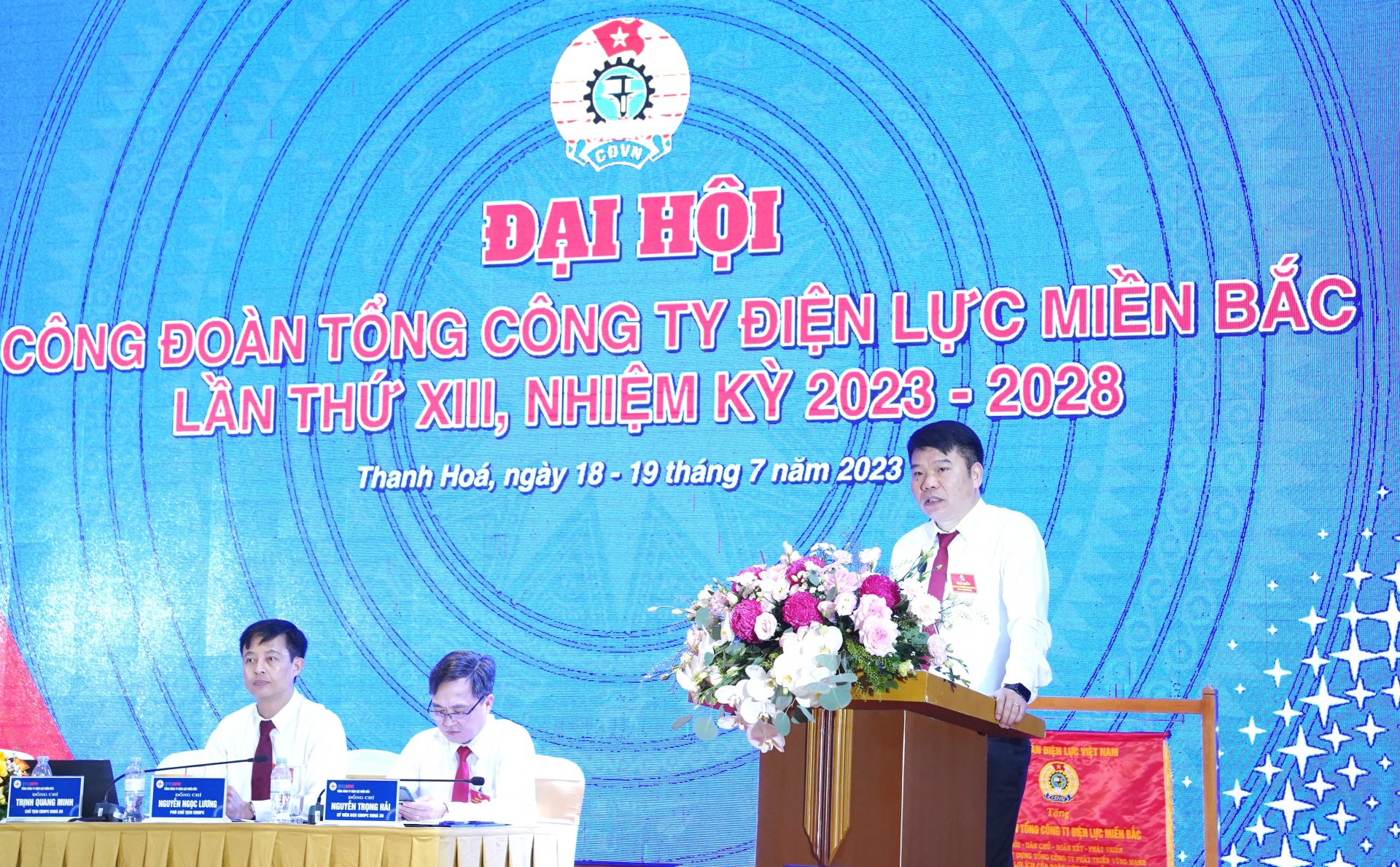 Công đoàn Tổng Công ty Điện lực miền Bắc chăm lo thiết thực cho người lao động Công đoàn Tổng Công ty Điện lực miền Bắc chăm lo thiết thực cho người lao động