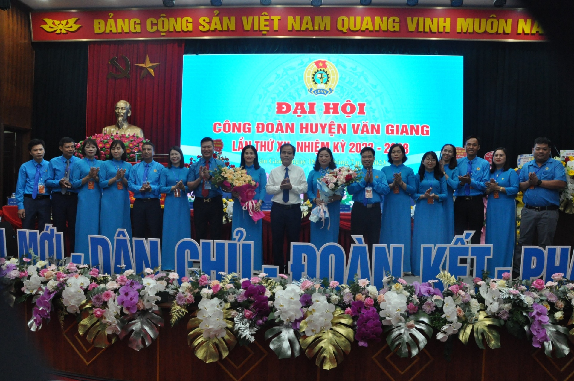 Công đoàn huyện Văn Giang: Tích cực chăm lo đời sống người lao động Công đoàn huyện Văn Giang: Tích cực chăm lo đời sống người lao động