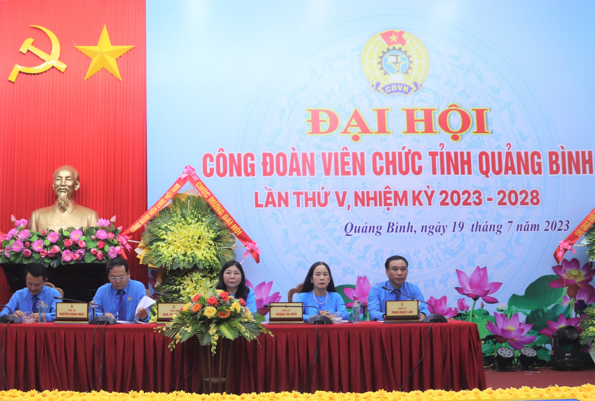 Nâng cao năng lực cán bộ công đoàn để thực hiện tốt các nhiệm vụ mới Nâng cao năng lực cán bộ công đoàn để thực hiện tốt các nhiệm vụ mới