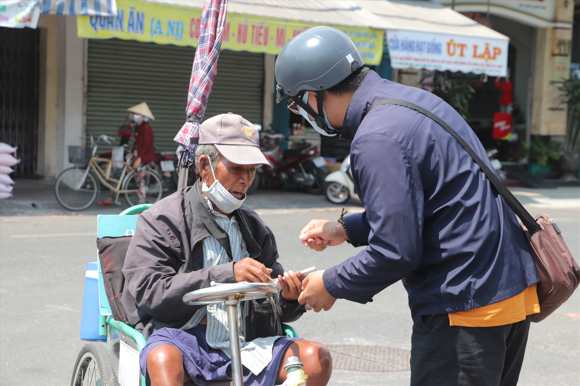 Bài 2: “Lô đề quốc doanh” và chuyện doanh thu tỉ lệ thuận với cái nghèo Bài 2: “Lô đề quốc doanh” và chuyện doanh thu tỉ lệ thuận với cái nghèo