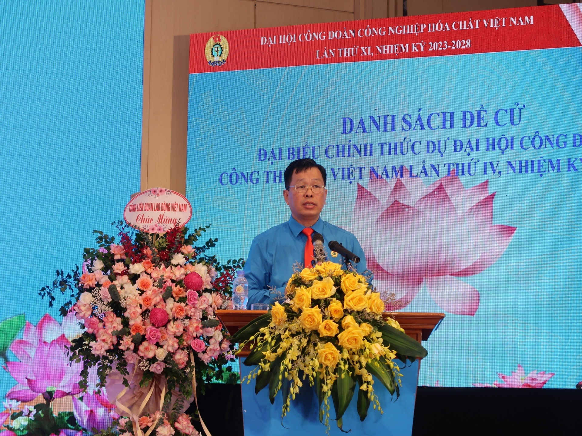 Công đoàn Hóa chất Việt Nam: Đẩy mạnh các hoạt động an sinh xã hội Công đoàn Hóa chất Việt Nam: Đẩy mạnh các hoạt động an sinh xã hội