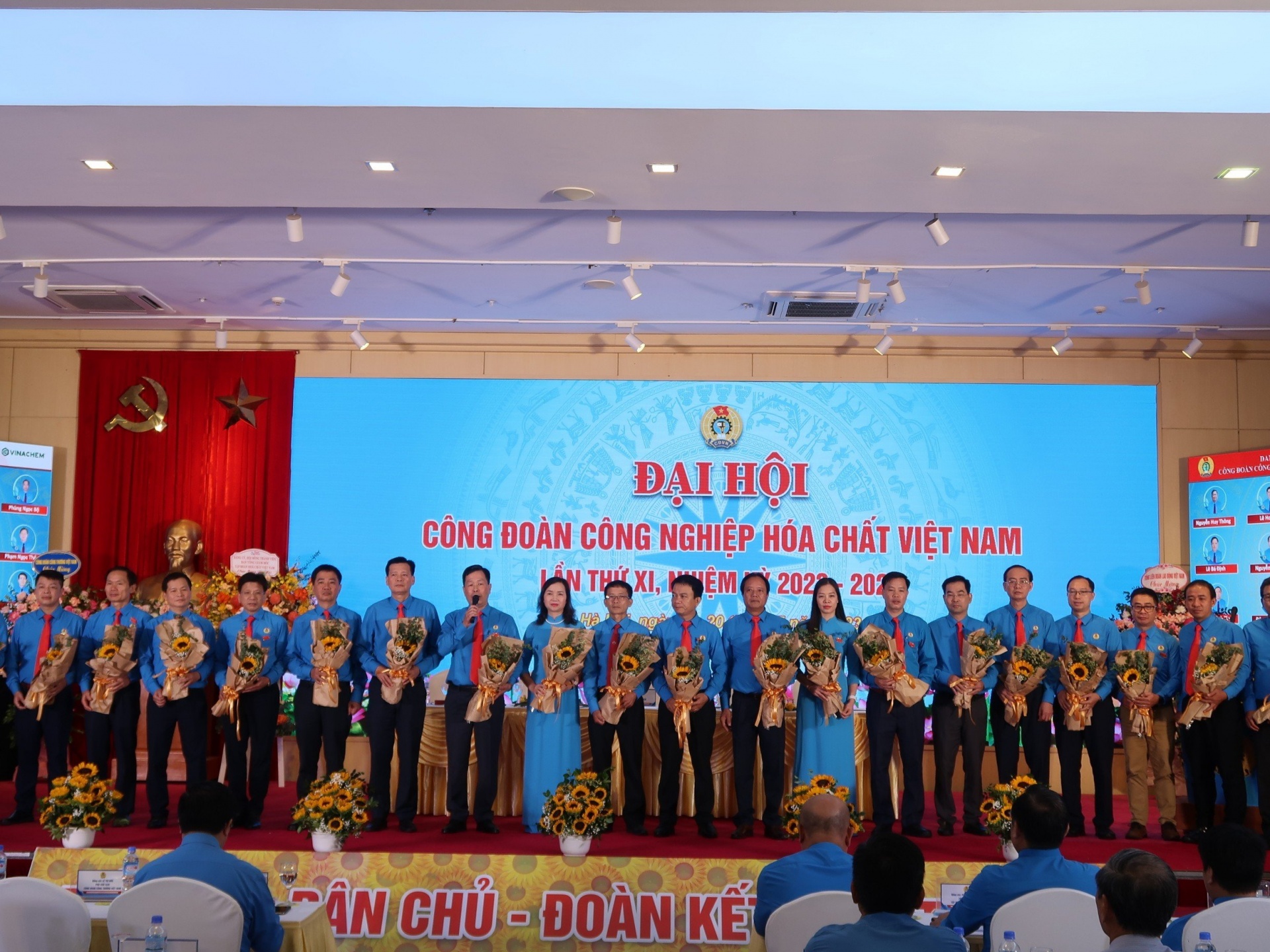 Công đoàn Hóa chất Việt Nam: Đẩy mạnh các hoạt động an sinh xã hội Công đoàn Hóa chất Việt Nam: Đẩy mạnh các hoạt động an sinh xã hội