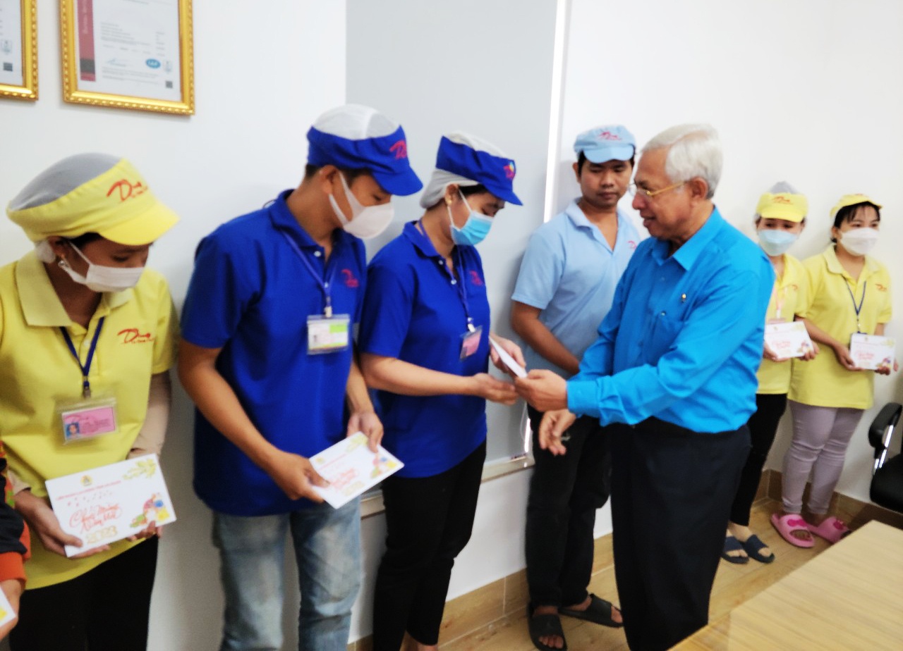 An Giang: Phải xem phát triển đoàn viên là nhiệm vụ “pháp lệnh” An Giang: Phải xem phát triển đoàn viên là nhiệm vụ “pháp lệnh”