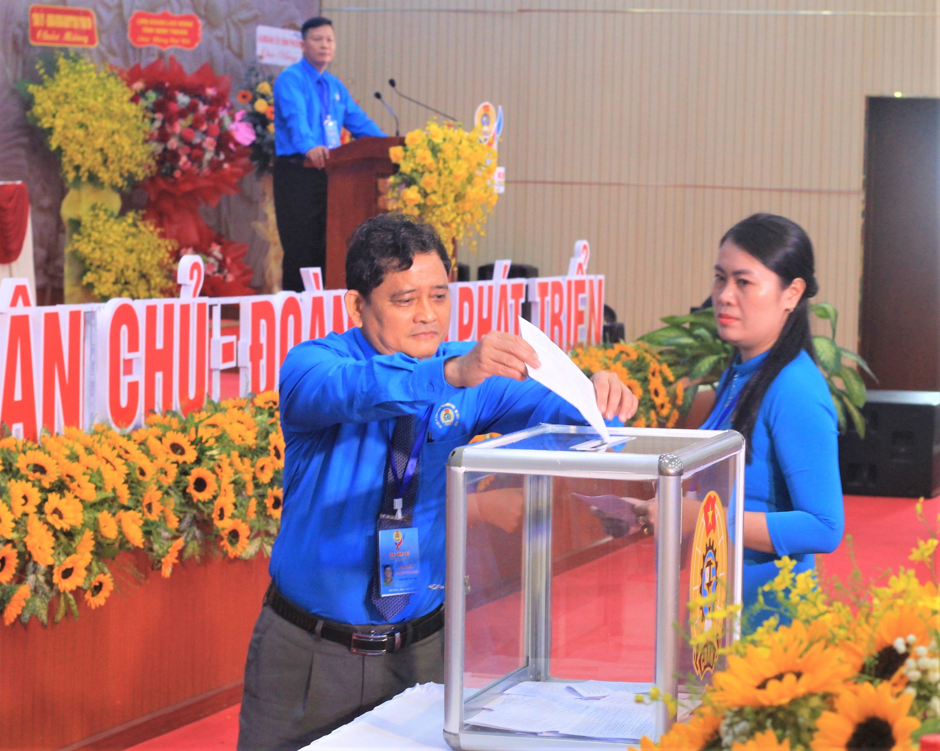 Công đoàn Bình Phước đề ra nhiều nhiệm vụ trọng tâm, nòng cốt trong nhiệm kỳ 2023 - 2028 Công đoàn Bình Phước đề ra nhiều nhiệm vụ trọng tâm, nòng cốt trong nhiệm kỳ 2023 - 2028