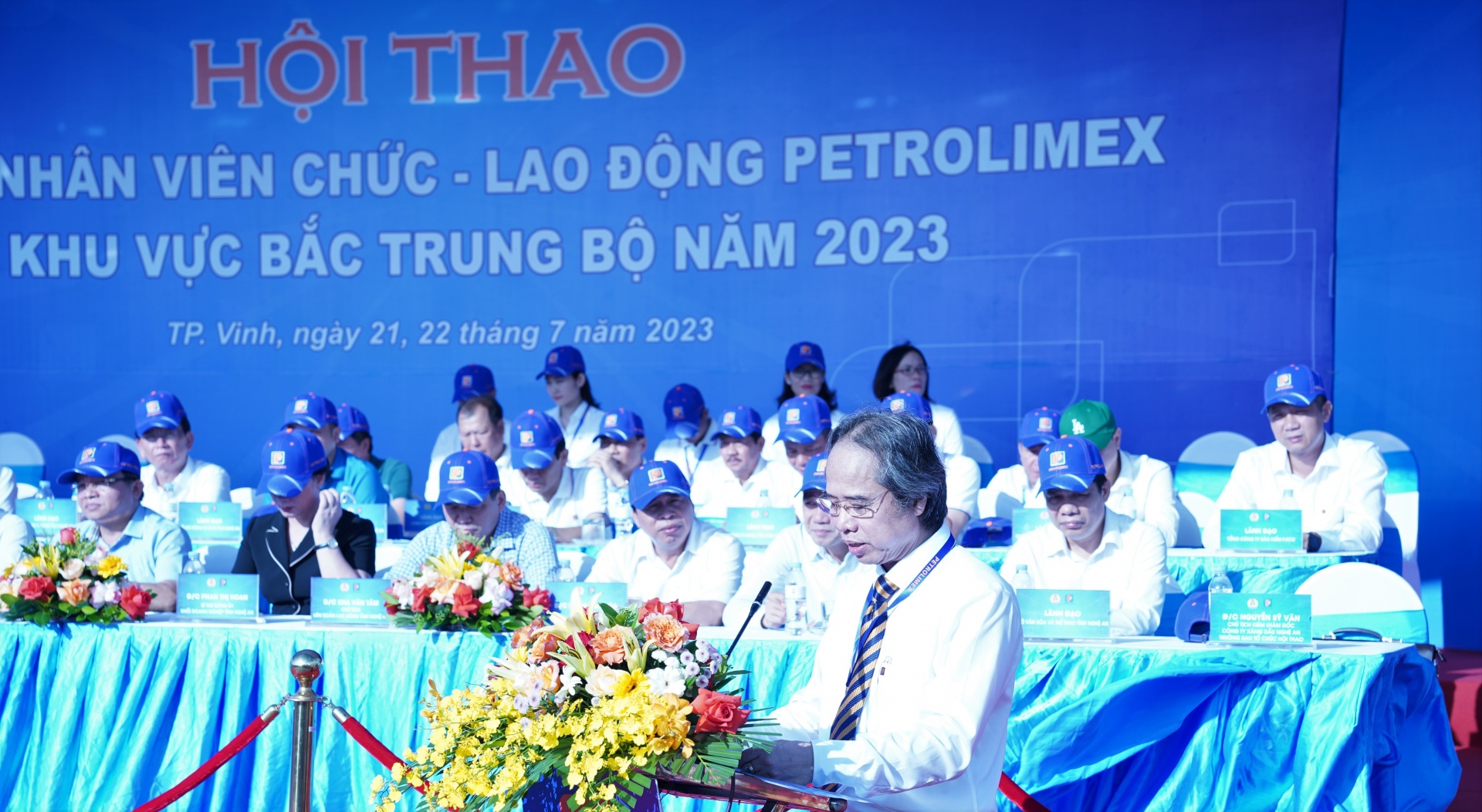 Khai mạc Hội thao CNVCLĐ Petrolimex khu vực Bắc Trung Bộ năm 2023
