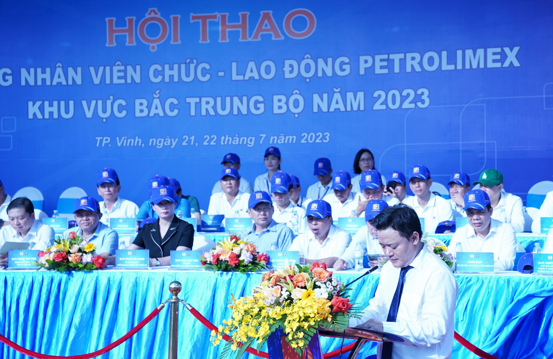 Khai mạc Hội thao CNVCLĐ Petrolimex khu vực Bắc Trung Bộ năm 2023