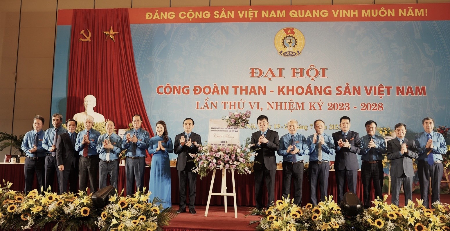 Đại hội Công đoàn TKV lần thứ VI: Thực sự “Đổi mới - Dân chủ - Đoàn kết - Phát triển”