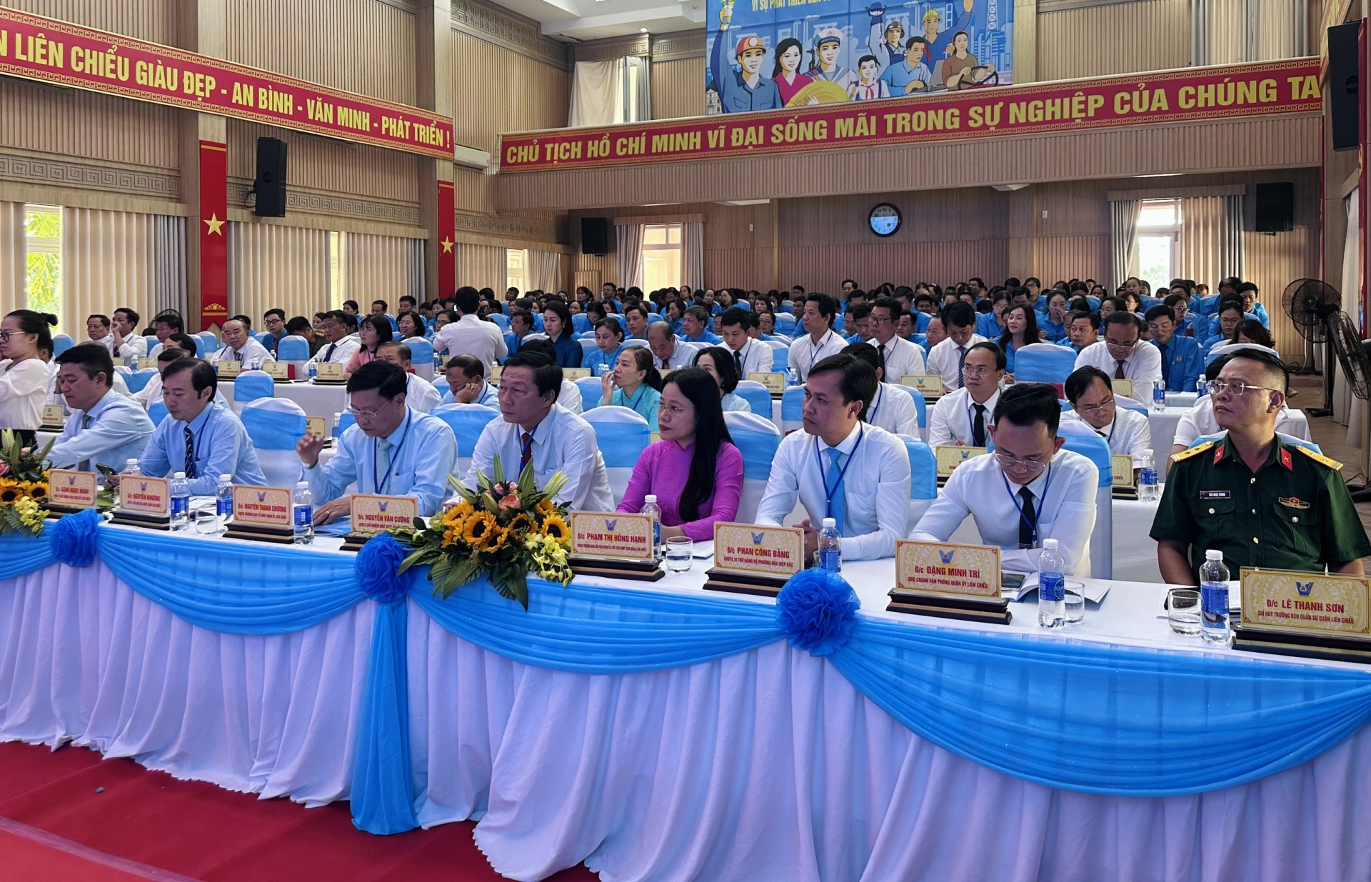 Gần 10 tỷ đồng hỗ trợ 694 NLĐ khó khăn vay vốn ưu đãi từ Quỹ trợ vốn CNVCLĐ