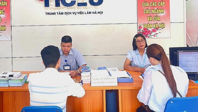 Người lao động đăng ký thông tin tìm việc tại Trung tâm Dịch vụ việc làm Hà Nội Người lao động đăng ký thông tin tìm việc tại Trung tâm Dịch vụ việc làm Hà Nội