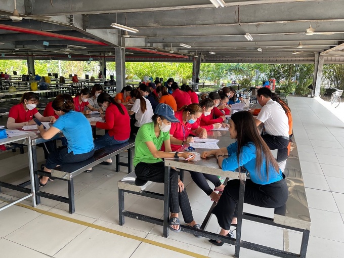 Hoạt động nữ công có nhiều đổi mới và có chuyển biến tích cực Hoạt động nữ công có nhiều đổi mới và có chuyển biến tích cực