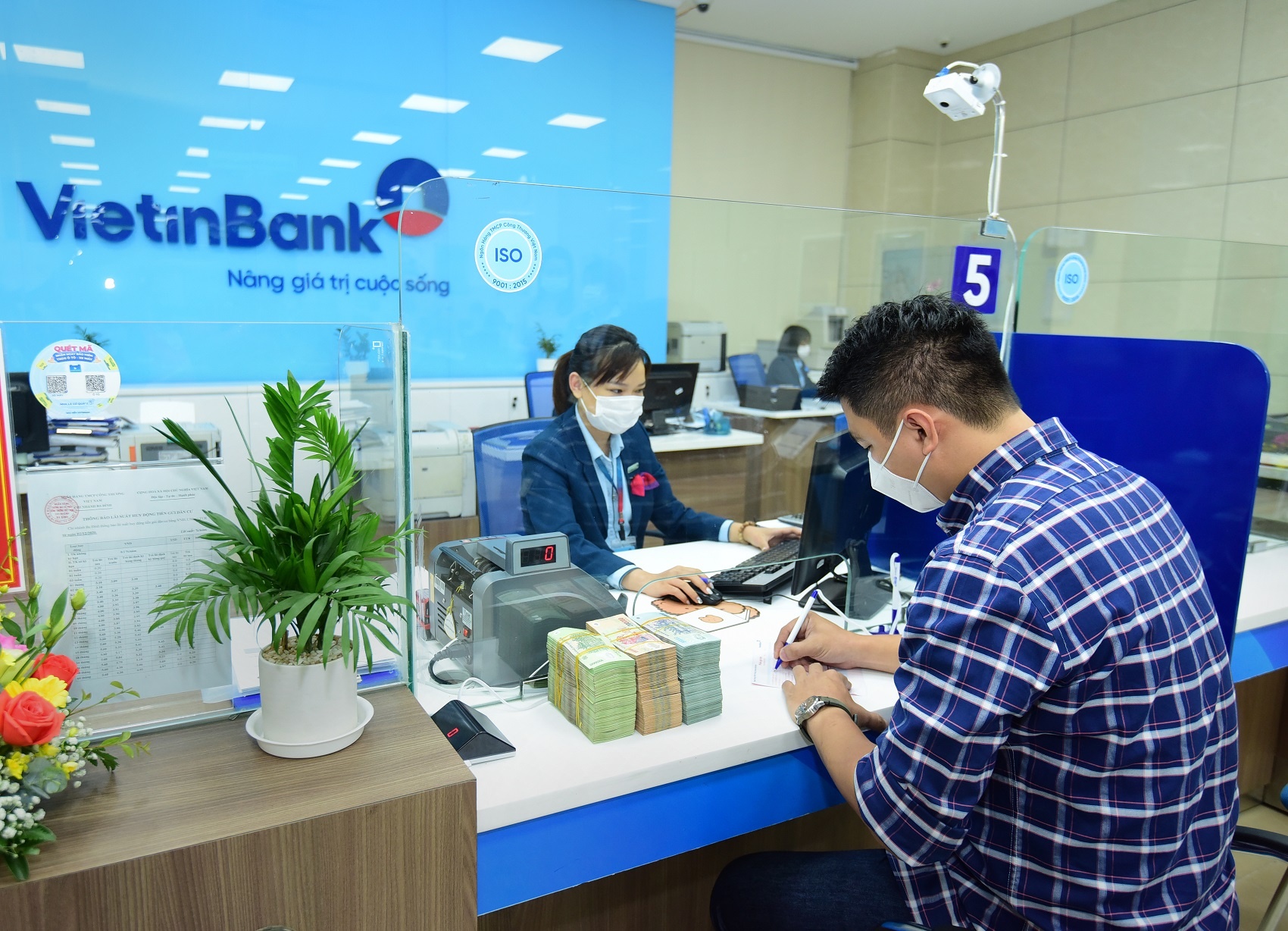 VietinBank phát hành thành công 5.000 tỷ đồng trái phiếu ra công chúng đợt 1 năm 2023 VietinBank phát hành thành công 5.000 tỷ đồng trái phiếu ra công chúng đợt 1 năm 2023