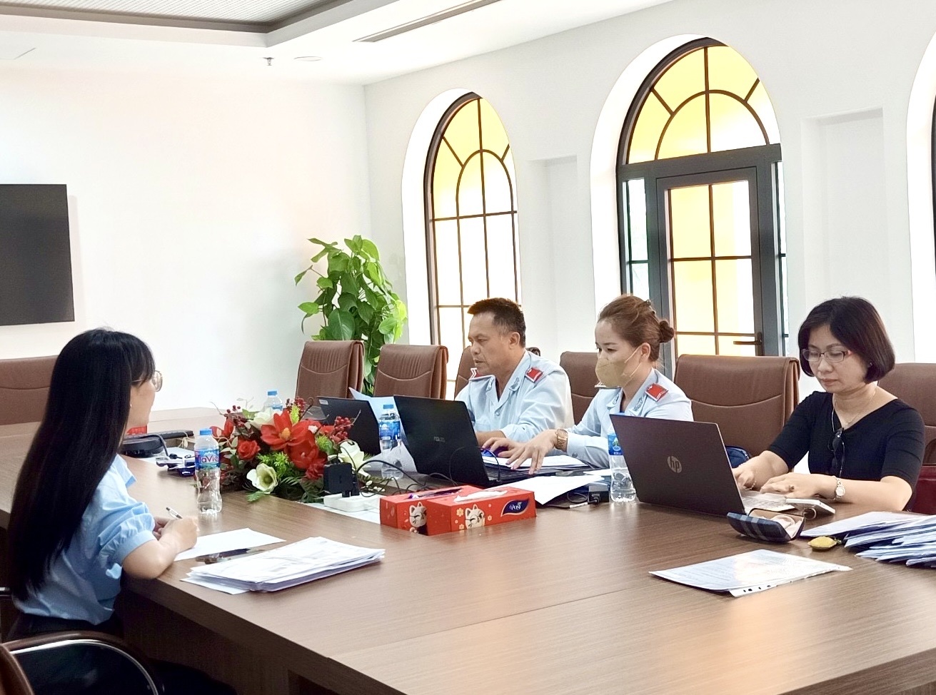 Bài cuối: Hoàn thiện cơ chế bảo vệ quyền lợi người lao động Bài cuối: Hoàn thiện cơ chế bảo vệ quyền lợi người lao động