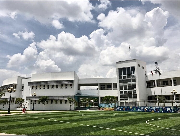 Để con công nhân có một môi trường học tập đạt chuẩn