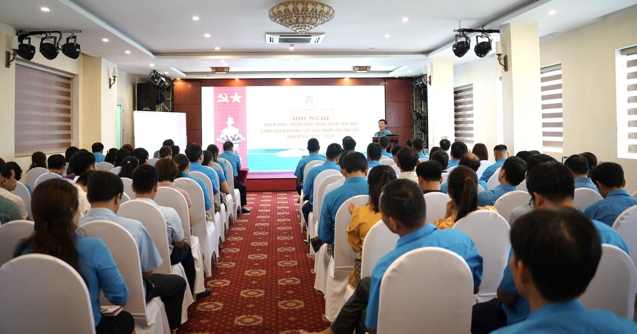 CNVCLĐ đồng hành với công đoàn ngành thực hiện thắng lợi Nghị quyết Đại hội lần thứ XVI