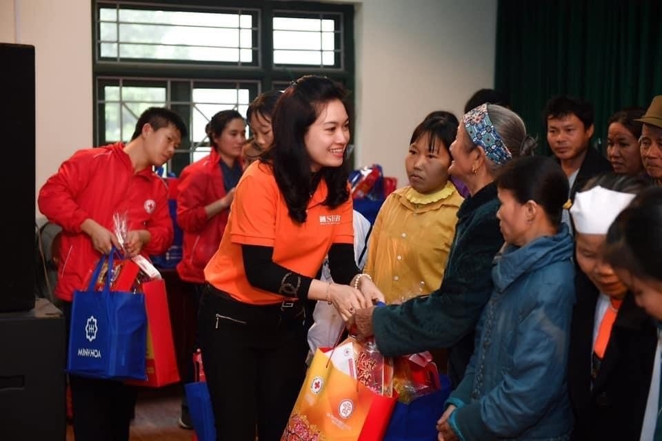 Công đoàn Ngân hàng SHB: Lan tỏa yêu thương tới những mảnh đời bất hạnh Công đoàn Ngân hàng SHB: Lan tỏa yêu thương tới những mảnh đời bất hạnh