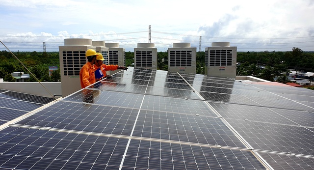 Bộ Công Thương lý giải nguyên nhân chưa phát điện mặt trời mái nhà khu công nghiệp