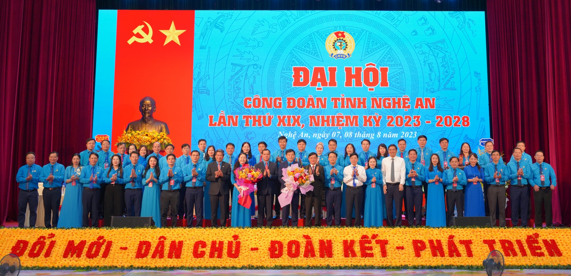 Đại hội Công đoàn tỉnh Nghệ An lần thứ XIX: Trang trọng, đổi mới, ấn tượng