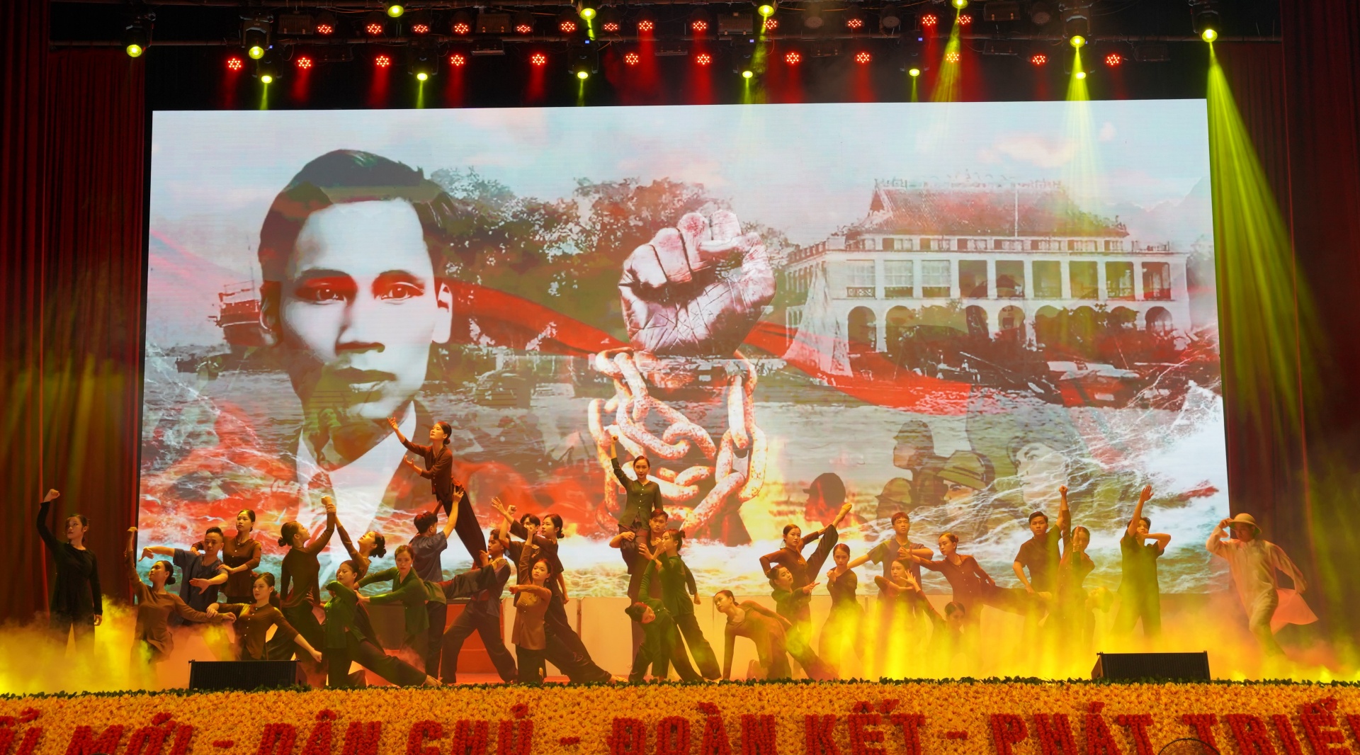 Đại hội Công đoàn tỉnh Nghệ An lần thứ XIX: Trang trọng, đổi mới, ấn tượng