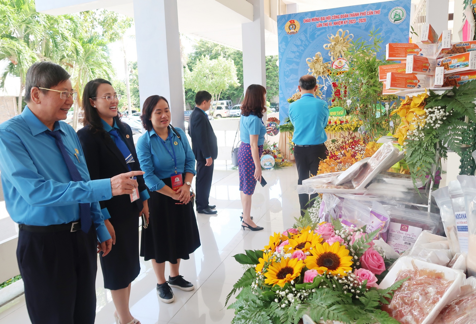 Bắt đầu phiên thứ nhất đại hội XI Công đoàn TP Cần Thơ