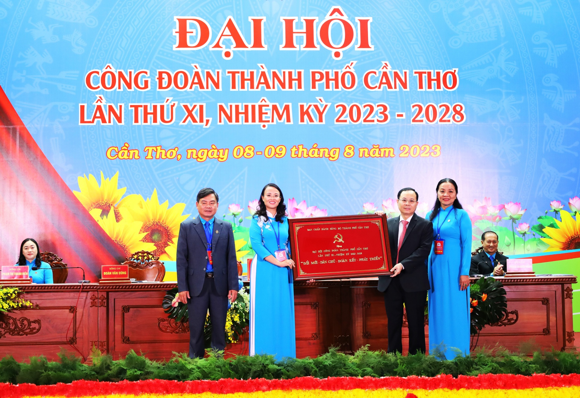 Công đoàn, người lao động đóng góp to lớn vào sự phát triển của Cần Thơ