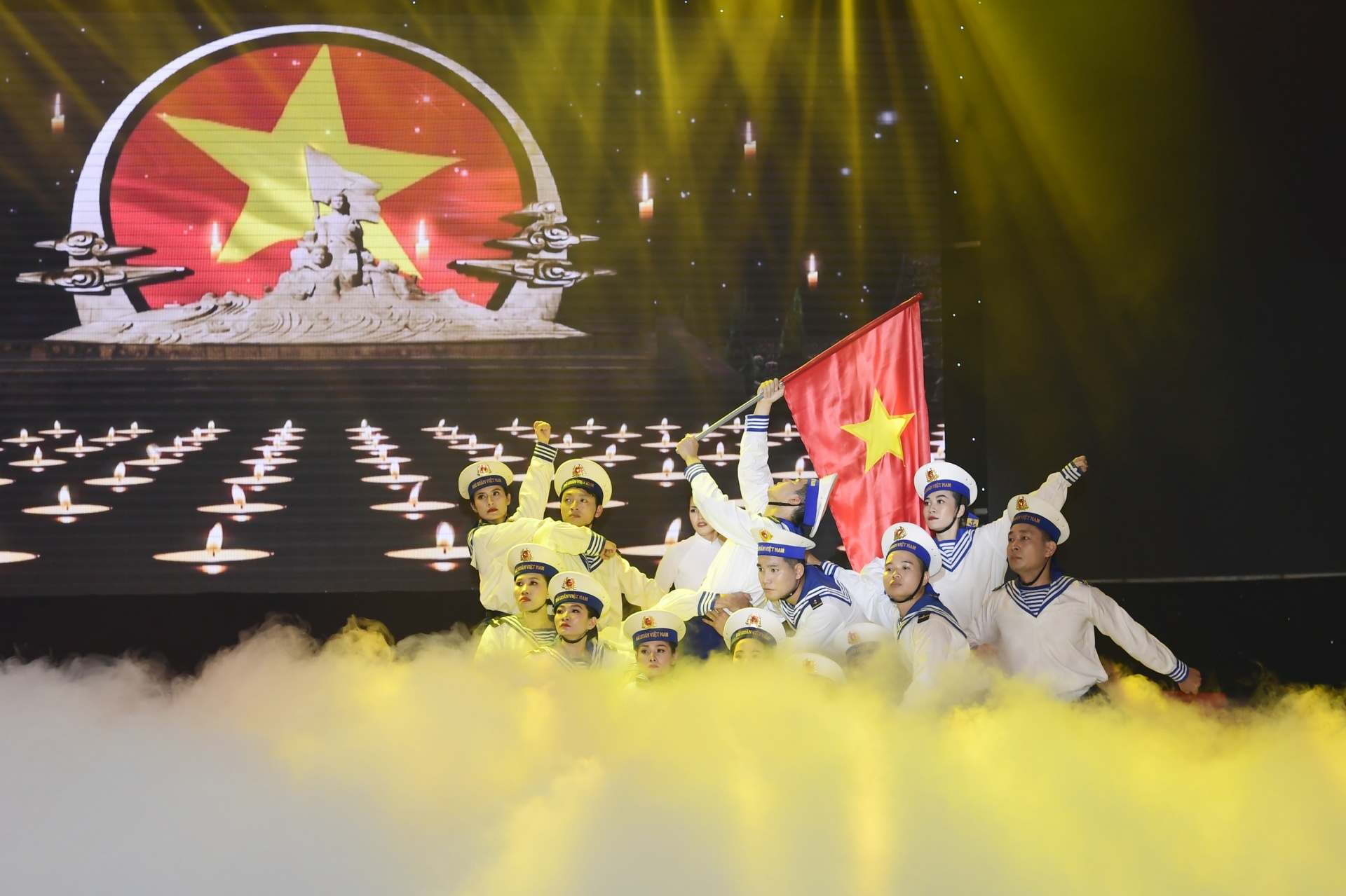 Liên hoan Cán bộ thư viện toàn quốc 2023: “Việt Nam - Đất nước bên bờ sóng” Liên hoan Cán bộ thư viện toàn quốc 2023: “Việt Nam - Đất nước bên bờ sóng”